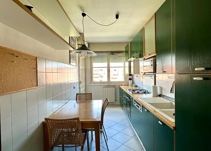 Tranquillo E Luminoso A Apartment *